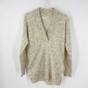 Anthro Low V Neck Cream Tan Sweater Womens XS